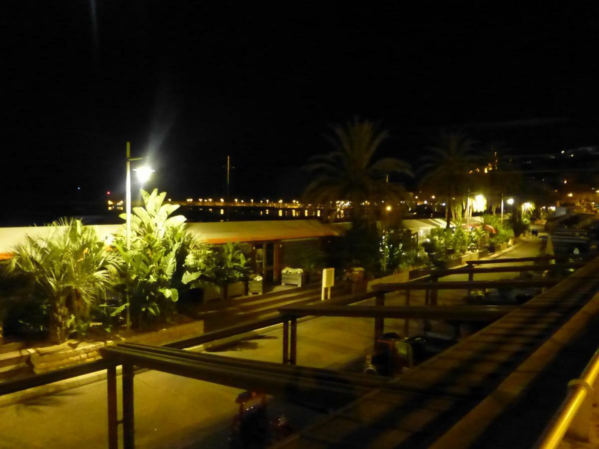 Villa Panoramica ม็องตง ภายนอก รูปภาพ