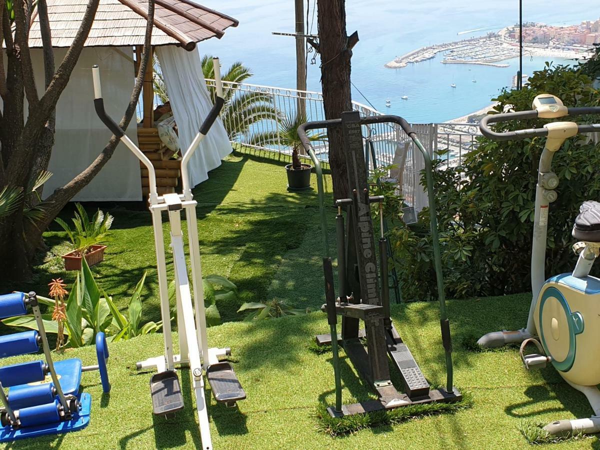 Villa Panoramica ม็องตง ภายนอก รูปภาพ